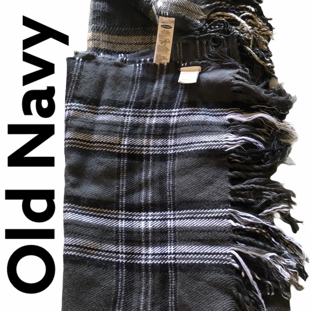Old Navy Plaid Winter Scarves Lot of 2